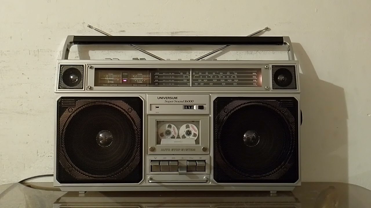 UNIVERSUM SUPER SOUND 16000 CTR - 2605  HiFi  STEREO RADIORECORDER