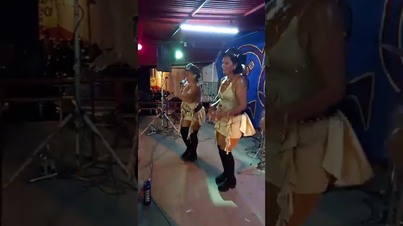 sandi y sus ruberas en el coliseo