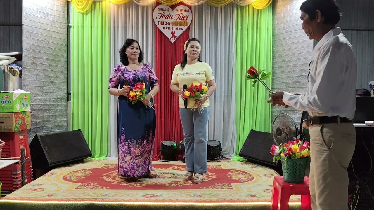 Chị út & chị nàng hai giao lưu CLB trần tươi ca khúc vùi chôn một chuyện tình 