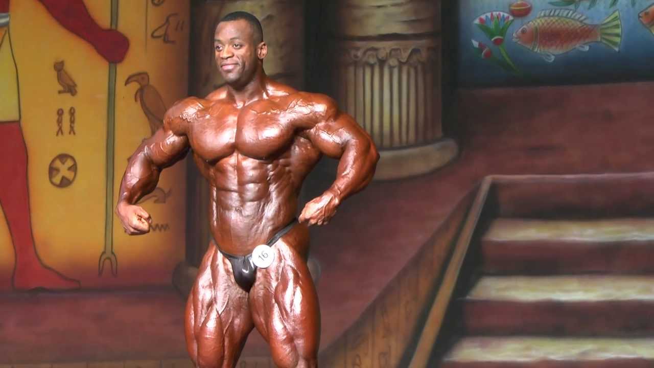Essa Obaid - Competitor No 16 - Final - IFBB Pro - Dallas Europa 2013