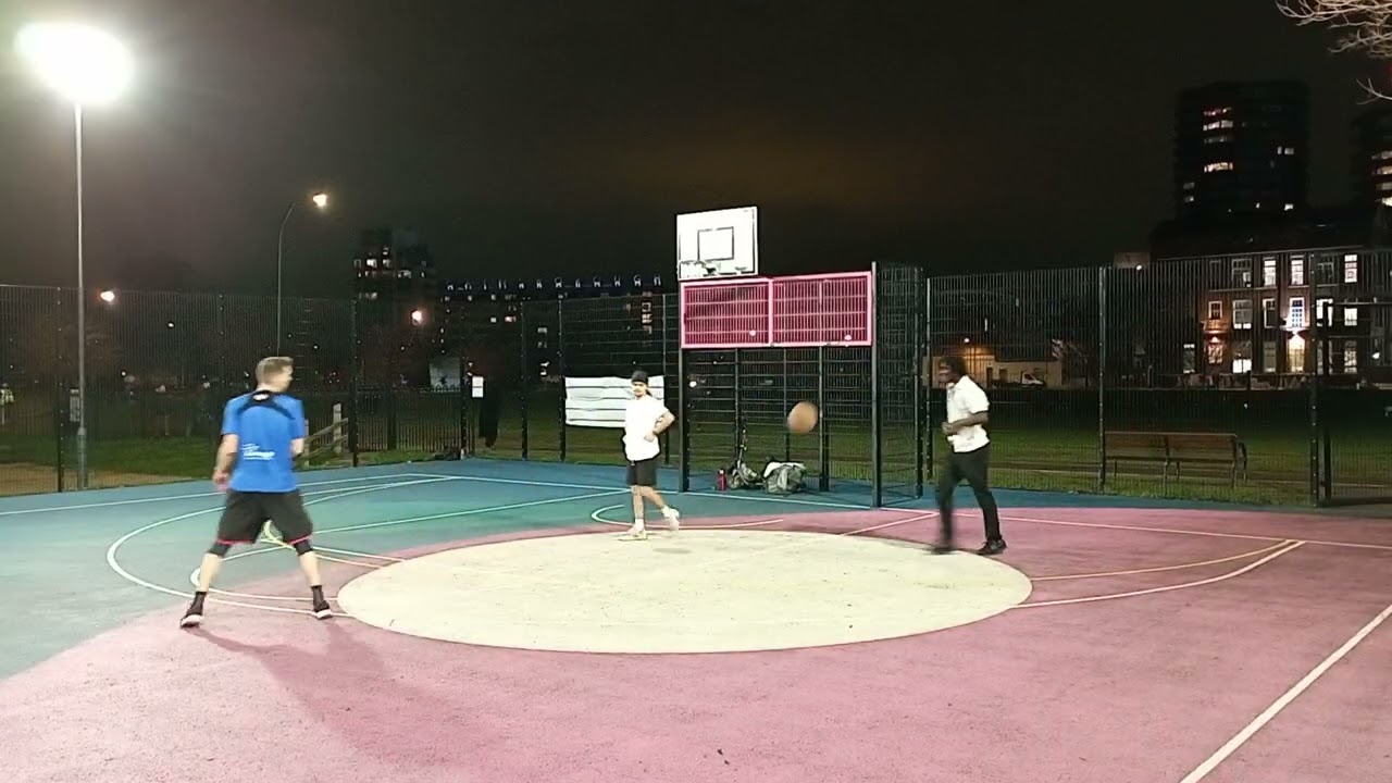  London, Shoreditch Basketball 2026.01.19, game 2, 2v1, Gabriel_Jaden v Martin