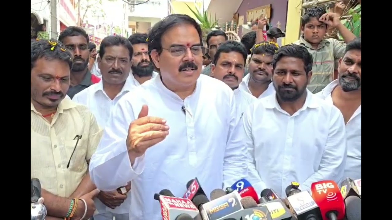 తెనాలి ప్రెస్ మీట్ లో పౌర సరఫరాల శాఖ మంత్రి నాదెండ్ల మనోహర్..