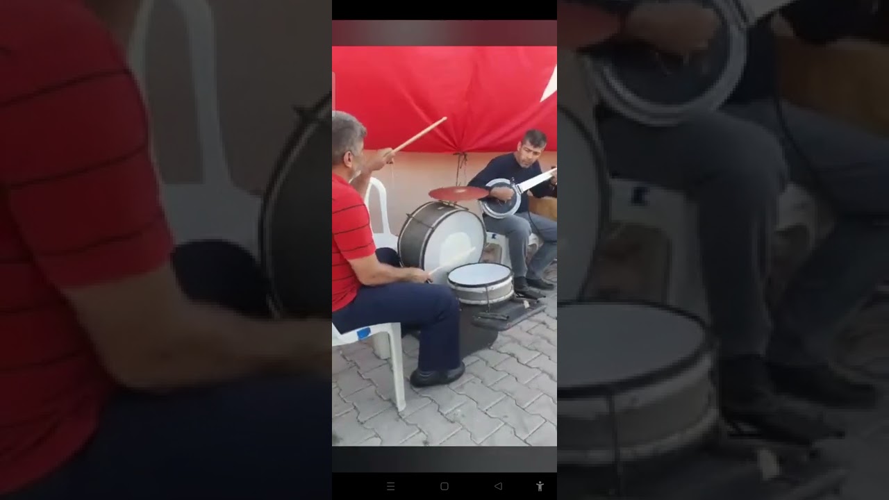 fikrimin İnce gülü kalbinin sen bülbülü  o gün ki gördüm seni yaktın ah yakın beni 🦅🥀🔥🥀🦅