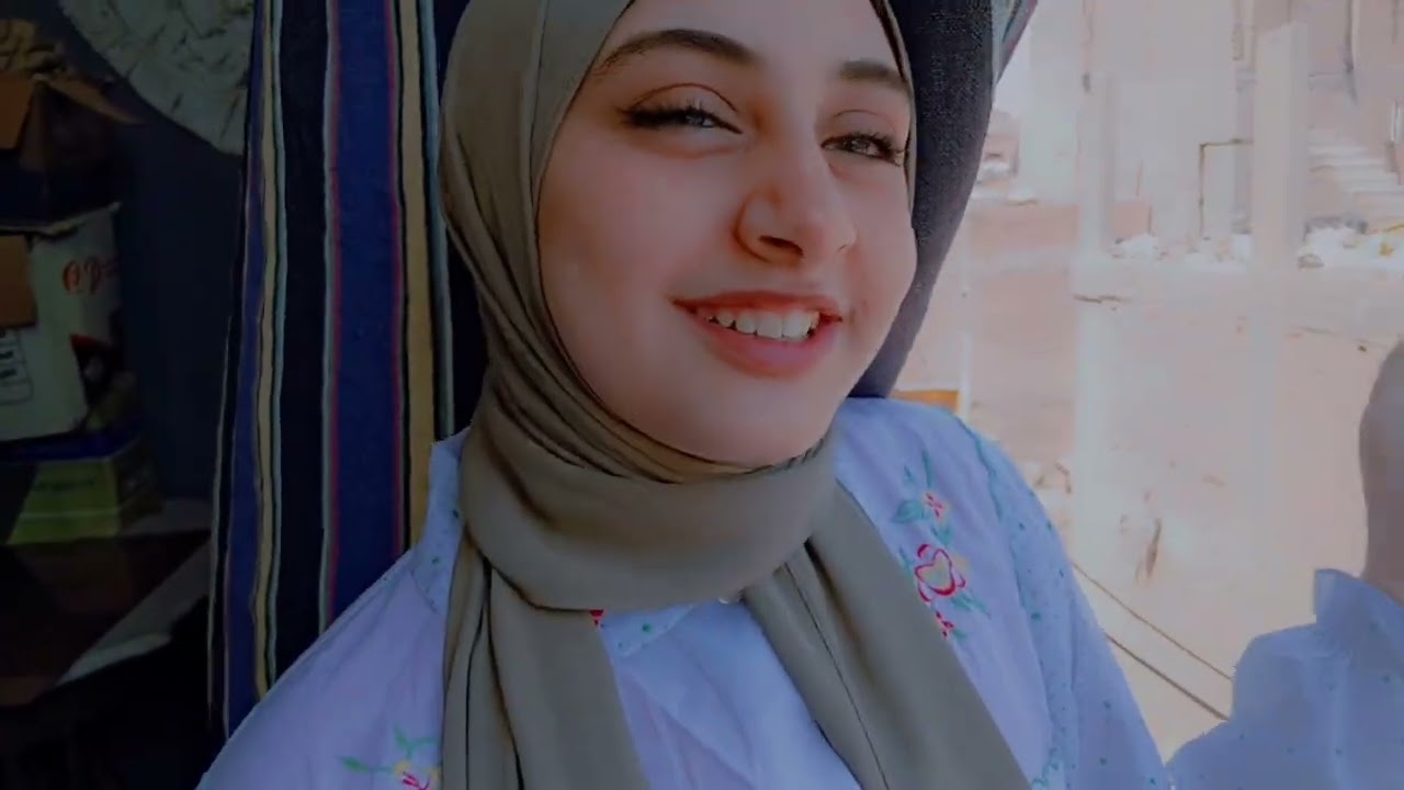 ما دمت لا تعلم الغيب فلا تقلق من الواقع 😑 كله هيعدي بأمر الله 
