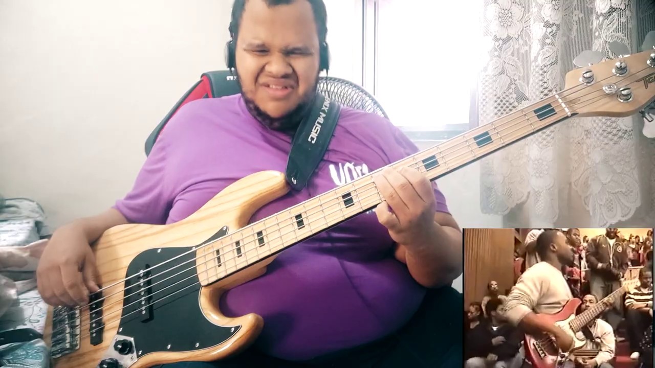 Leo Oliveira - Joy to the World (Sharay Reed - Bass cover)