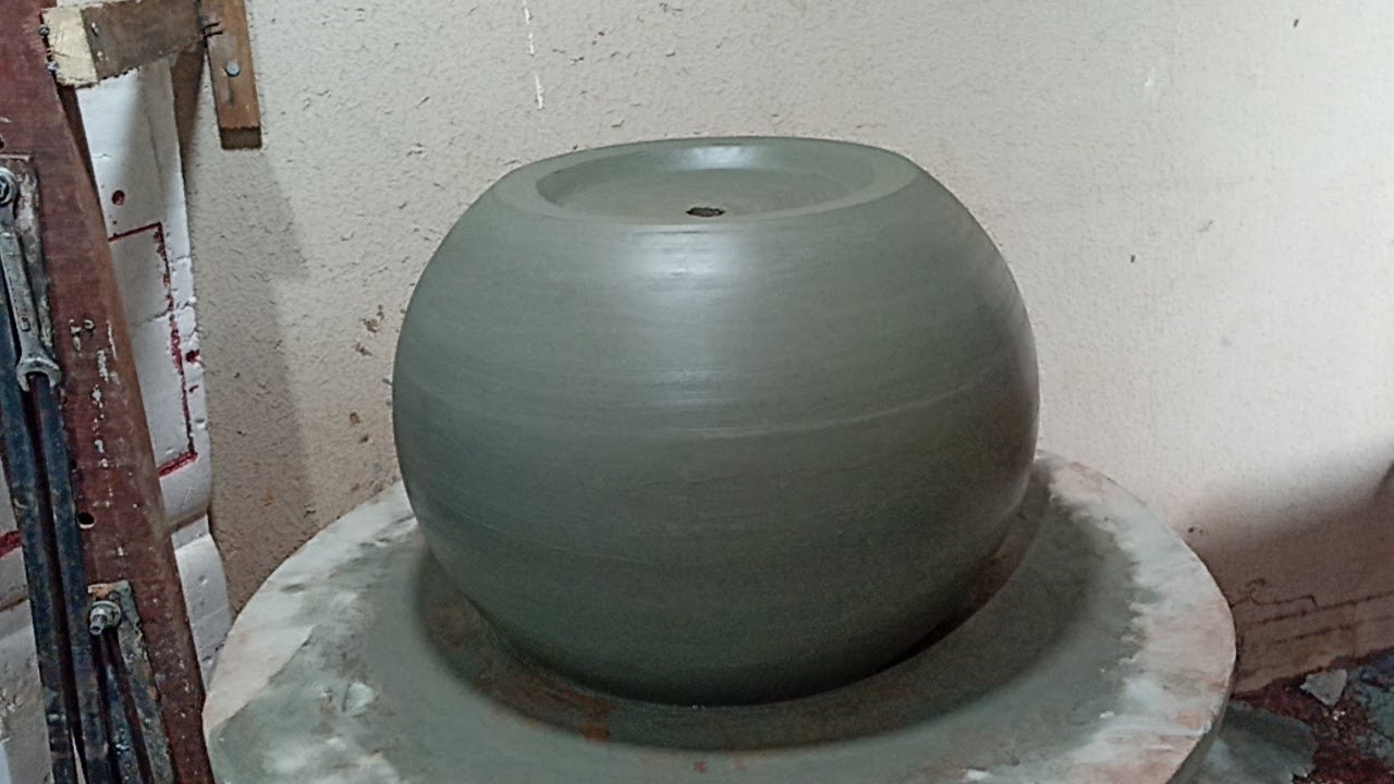 COMO FAZER VASO BOLA DE CIMENTO - veja como ficou lindo