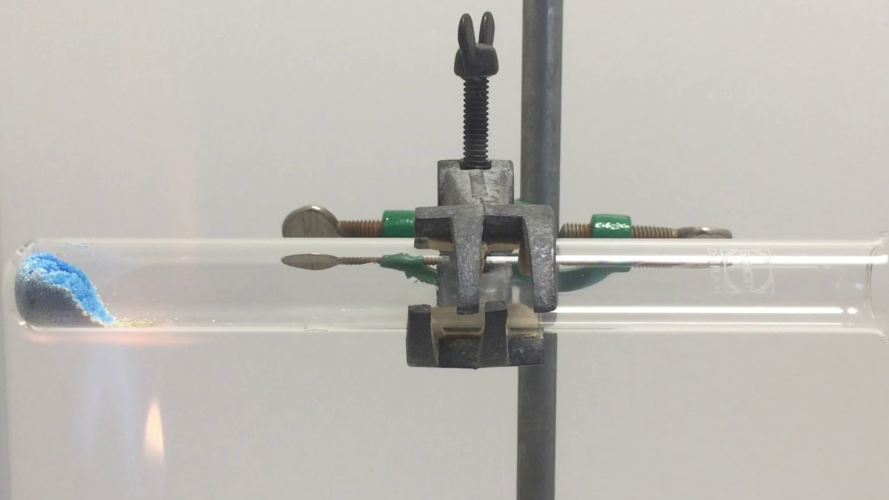 Erhitzen von Kupfersulfat-Hydrat und Watesmopapier-Test