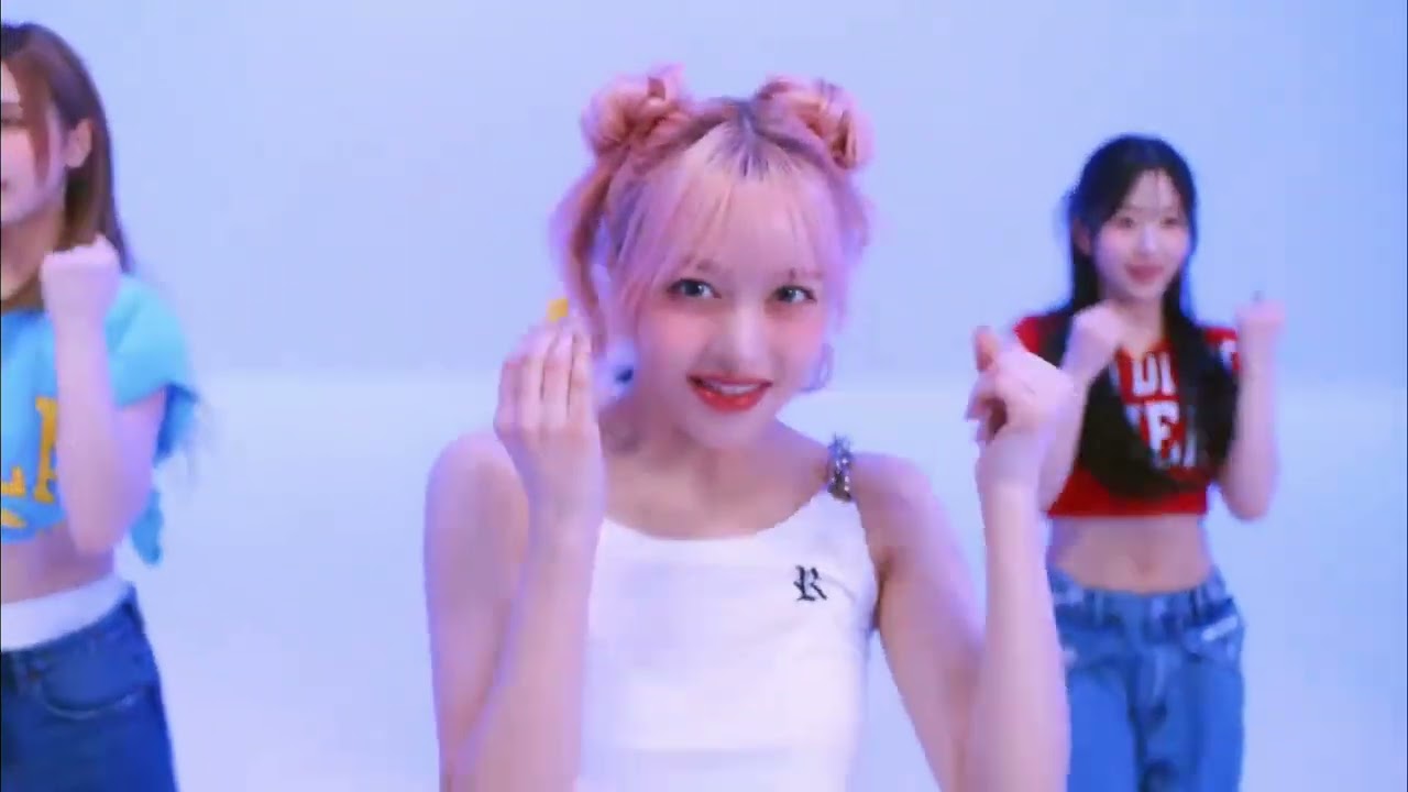 Candy-Verse 'Peppermint' (Official M/V)