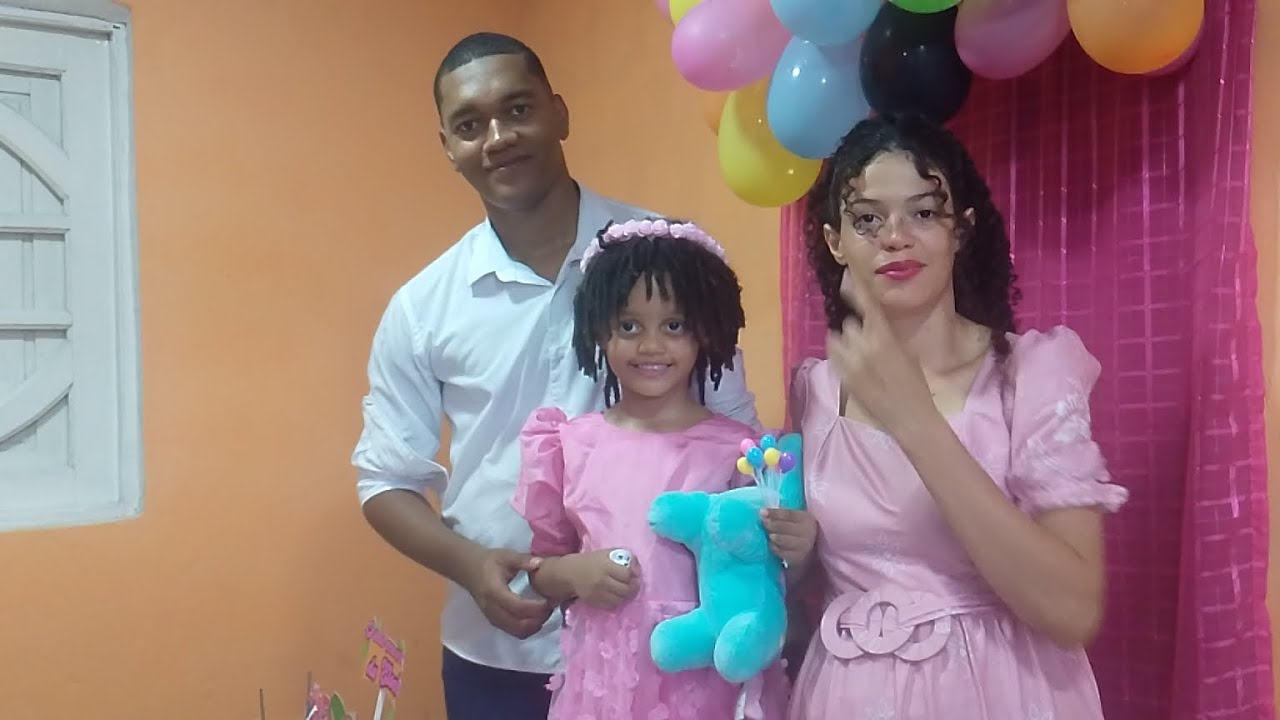Hoje foi o aniversário da minha neta e tivemos uma convidada especial que foi a minha mãe!