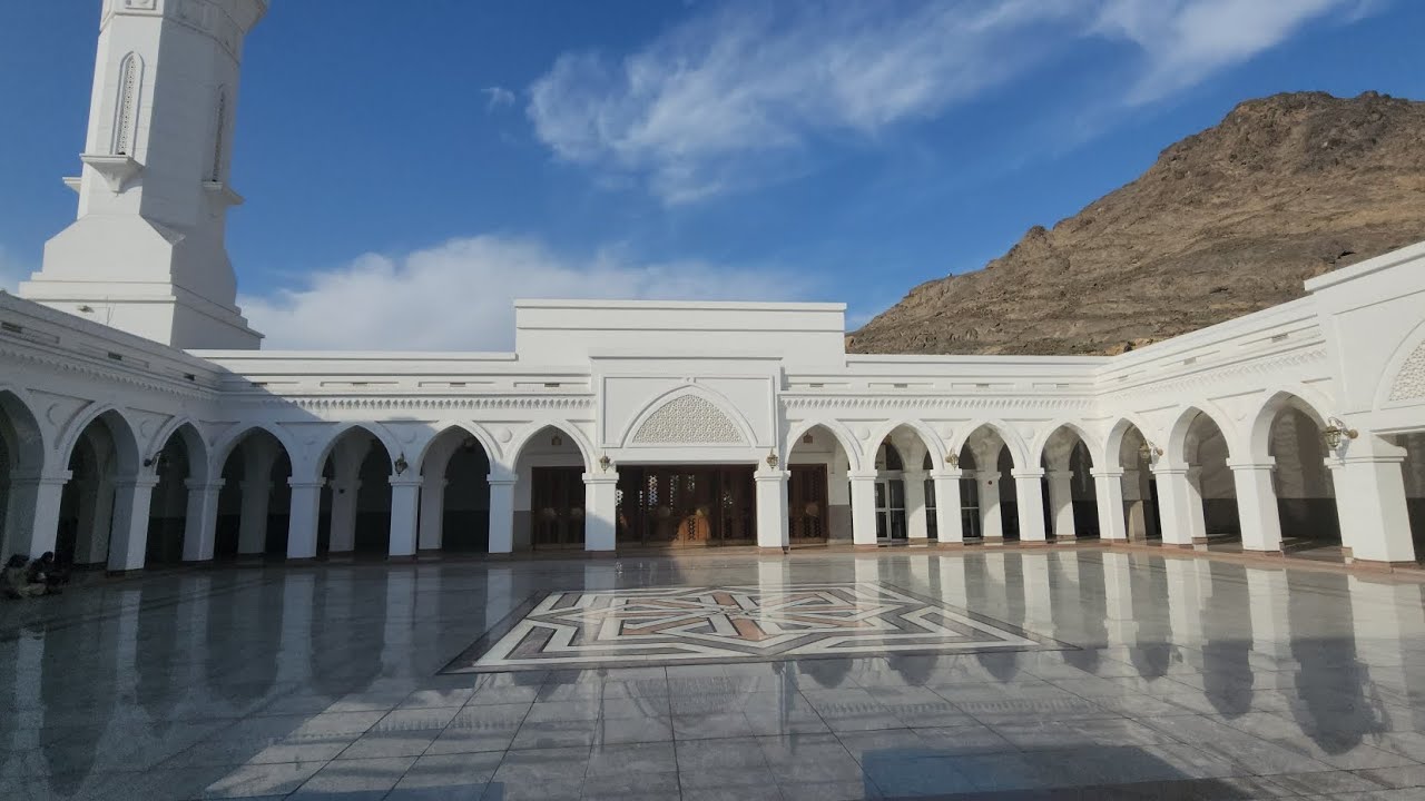 Medinah | Masjids Gazwa E Khandaq | Battle of Khandaq, Battle of Ahzab At madinah