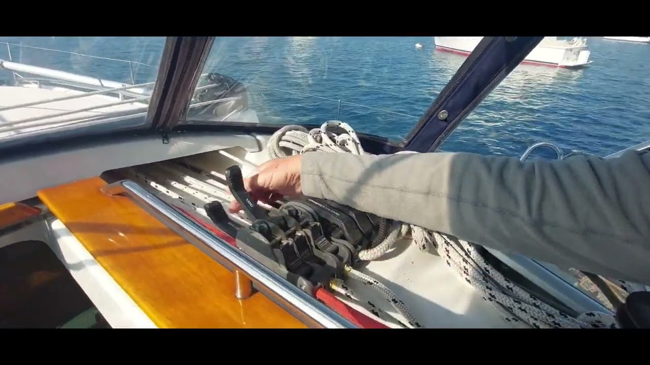 LeisureFurl in-boom furling system demo on 