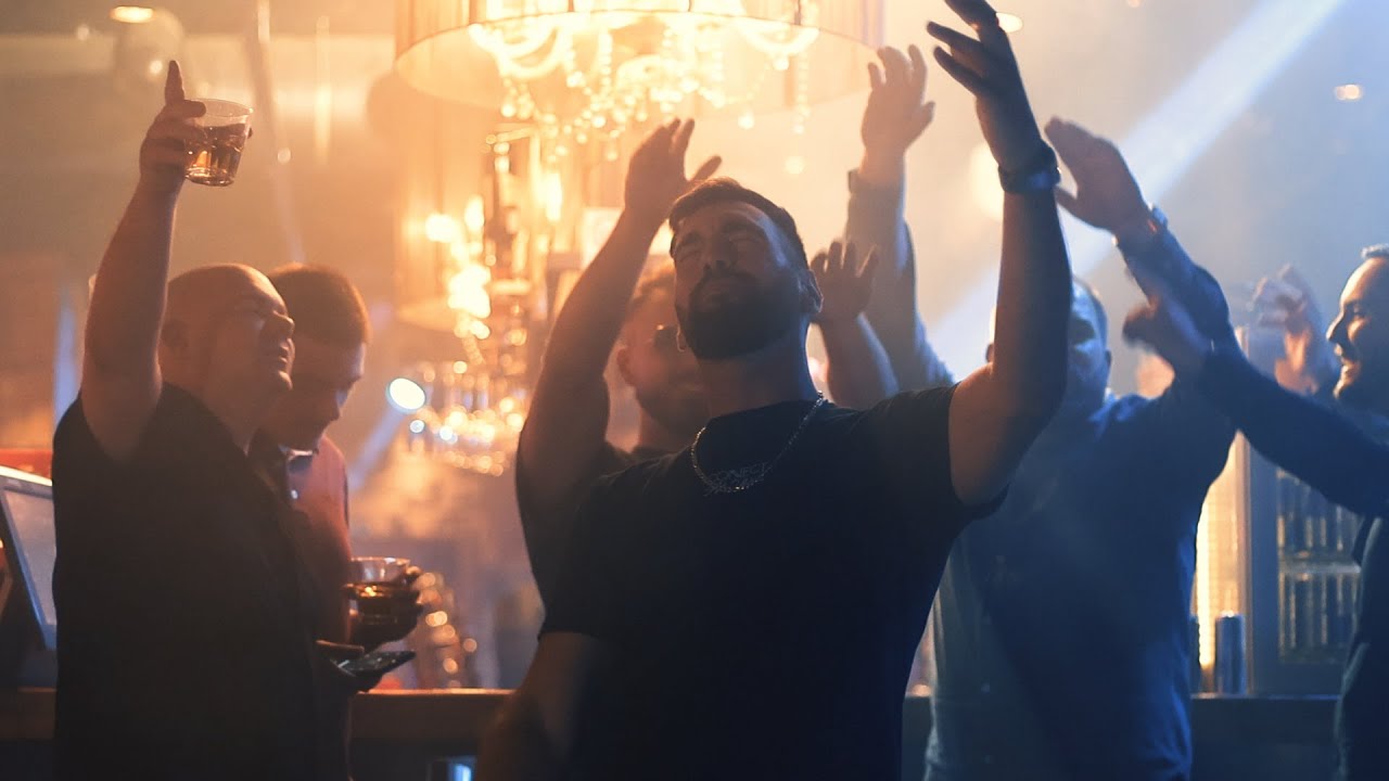 Alen Vlahović - Momačka (Official video)