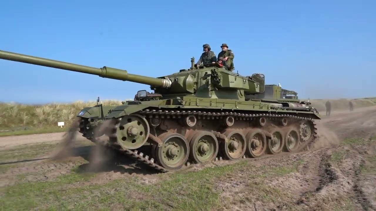 Leopard 1 Tank - M113 APC - Centurion Tank - M41 Tank - Prepping for tank show Åben Hede 2022