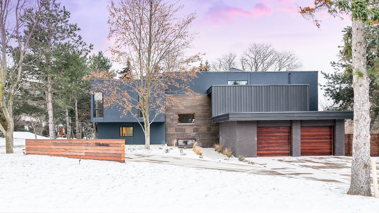1 Hauteview Court, Toronto, Ontario