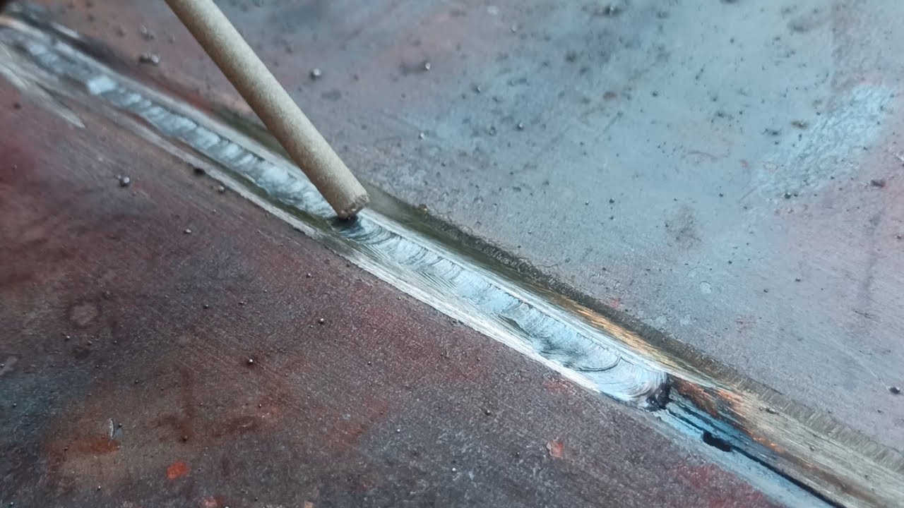 Welding a large gap between 2 thick metal plates | Stick Welding | Welding Tricks