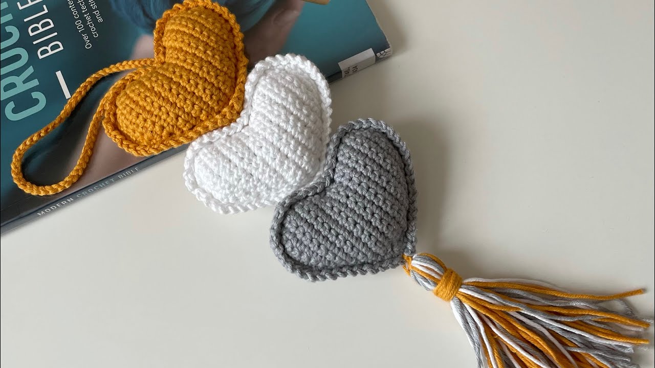 Easy Pattern - Crochet Heart Wall Hanging/Amigurumi Heart  Wall Hanging (Part 1/2)