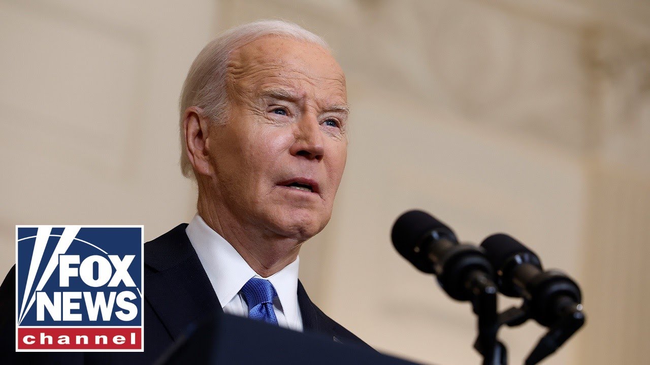 Biden needs notecards in private meetings, lawmaker reveals