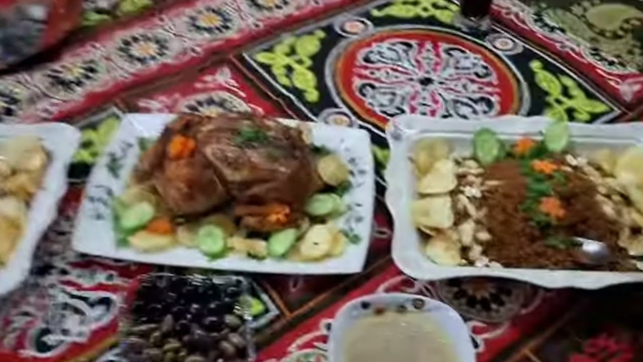 سفره 20 رمضان أرز بالخلطه وفرخه مشويه فى الكيس الحرارى والطعم جنان👌👍😋😋كله قبل الفطار بساعة ونص😂