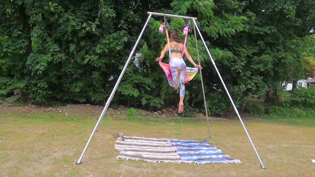Aerial Hammock Short Performance