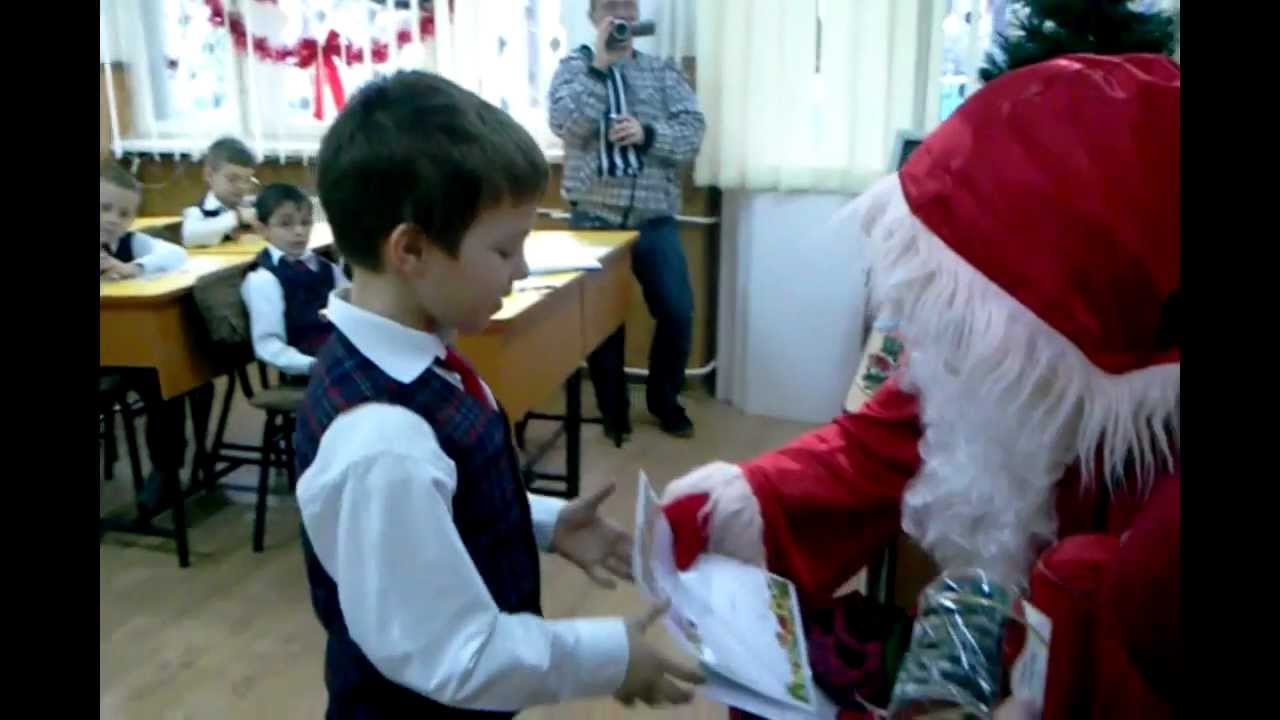 SCOALA NR.5  GALATI  MOS CRACIUN-PARTEA II