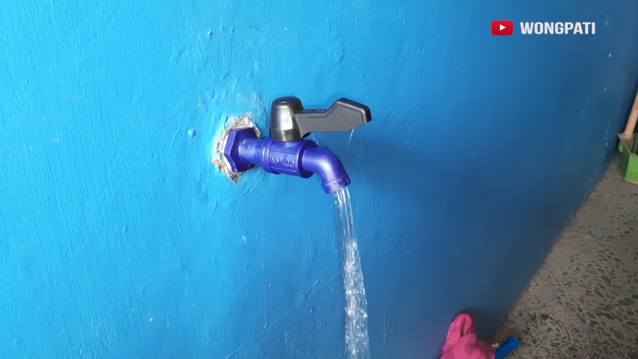 DIY MEMBERSIHKAN PIPA PVC YANG AIRNYA KECIL PAKAI SITRUN DAN BAKING SODA