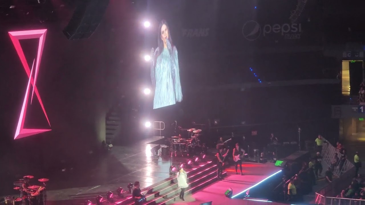 Laura Pausini - La Solucion - Arena CDMX (Mexico City, Mexico) - 2024-03-16