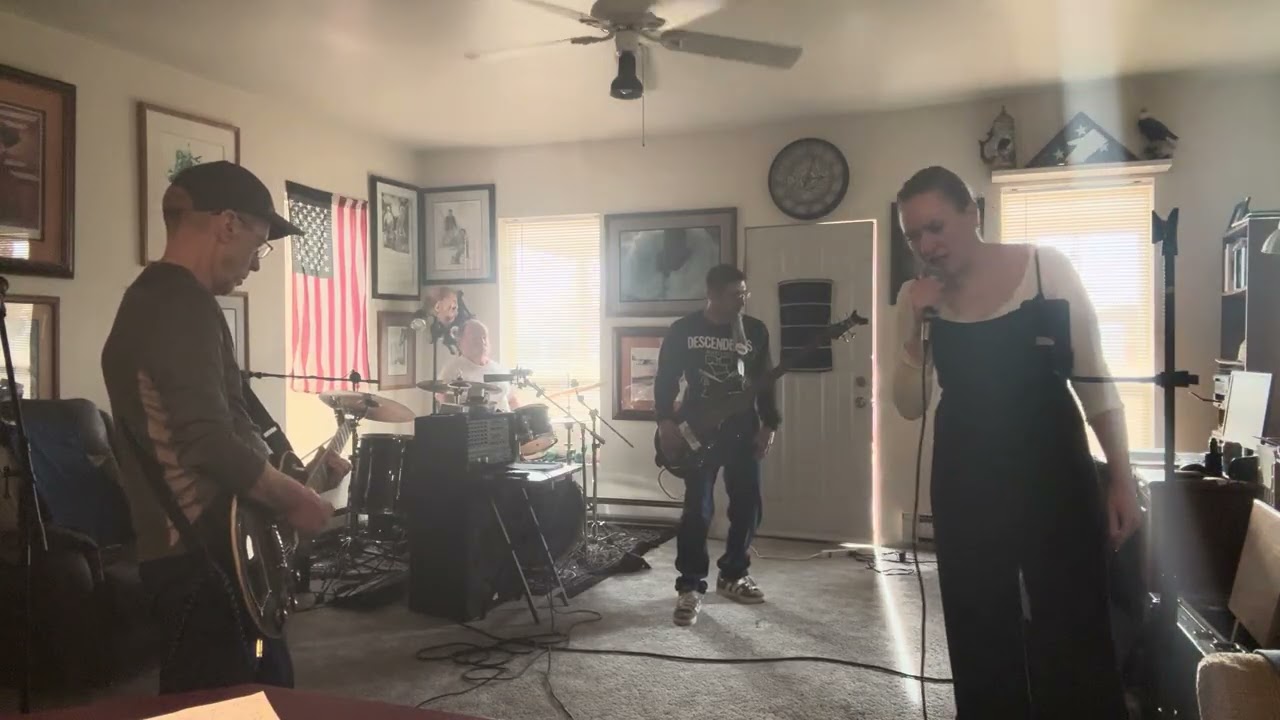 Electric Belladonna Practice Session cover “ I Don’t Want To Be” by Gavin DeGraw #cover#coversong