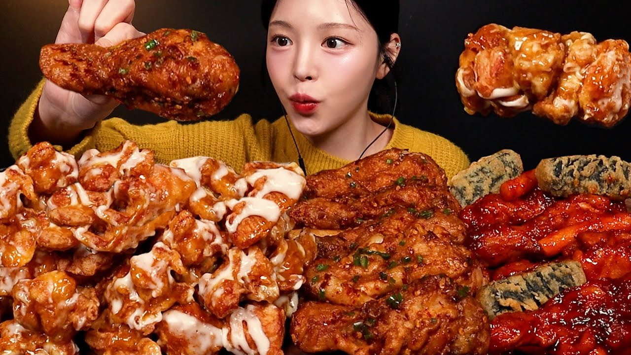 SUB)또래오래 신메뉴 카레마요치킨 먹방! 최애 고추단짠스틱 스모키치킨에 말랑볼까지 꿀조합 Curry Mayo Chicken Mukbang Asmr