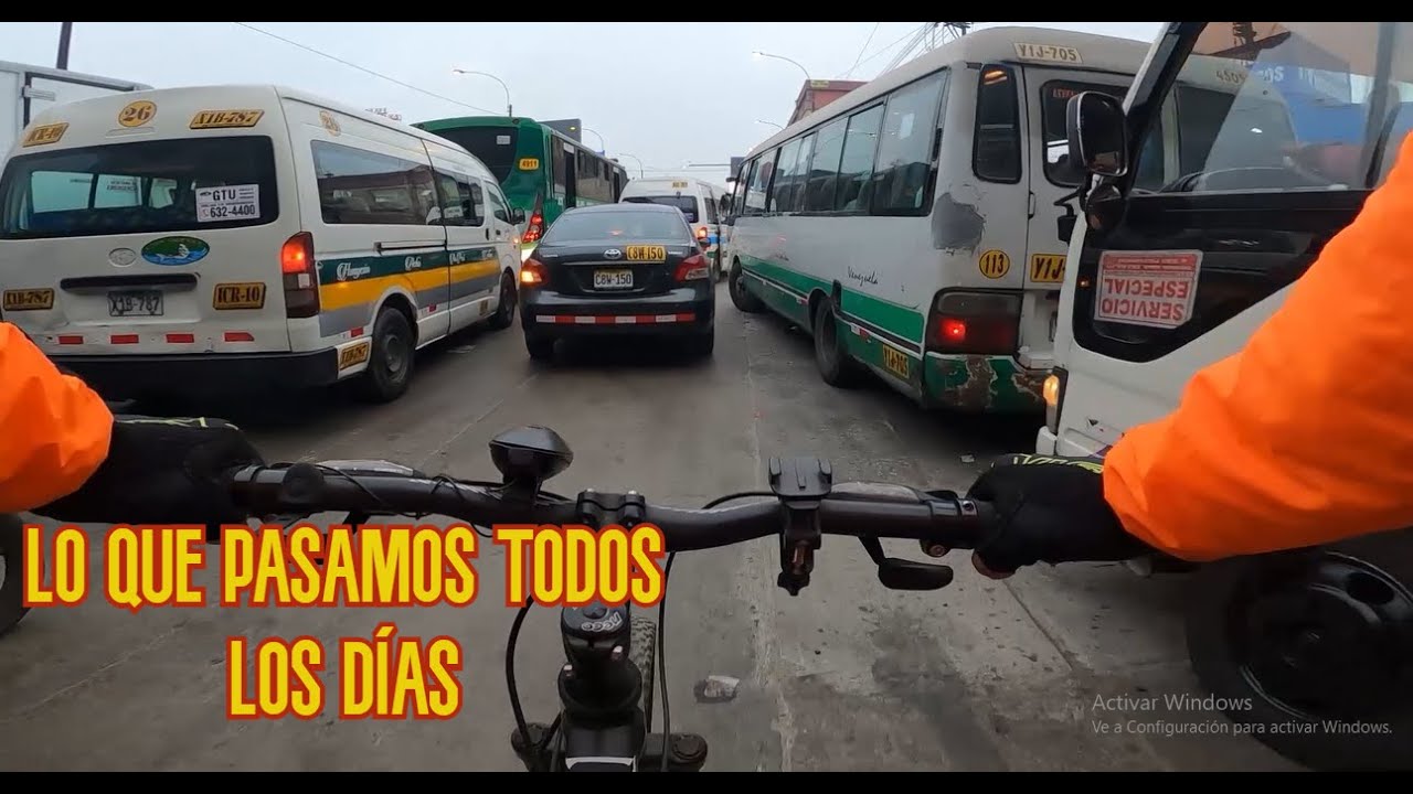 LO QUE PASAMOS LOS CICLISTAS URBANO A DIARIO!!