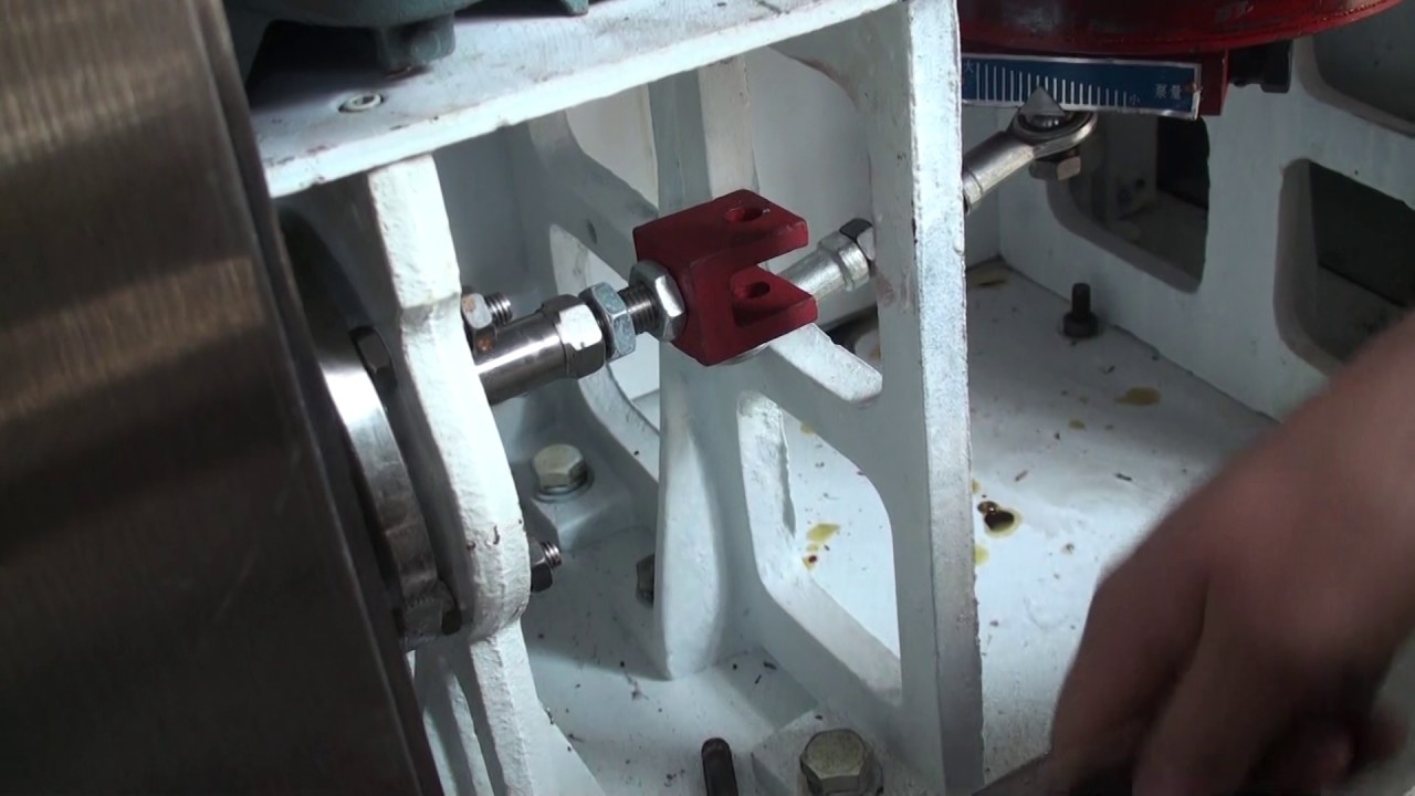 SJ 1000 Video of liquid packing machine dismantling pump