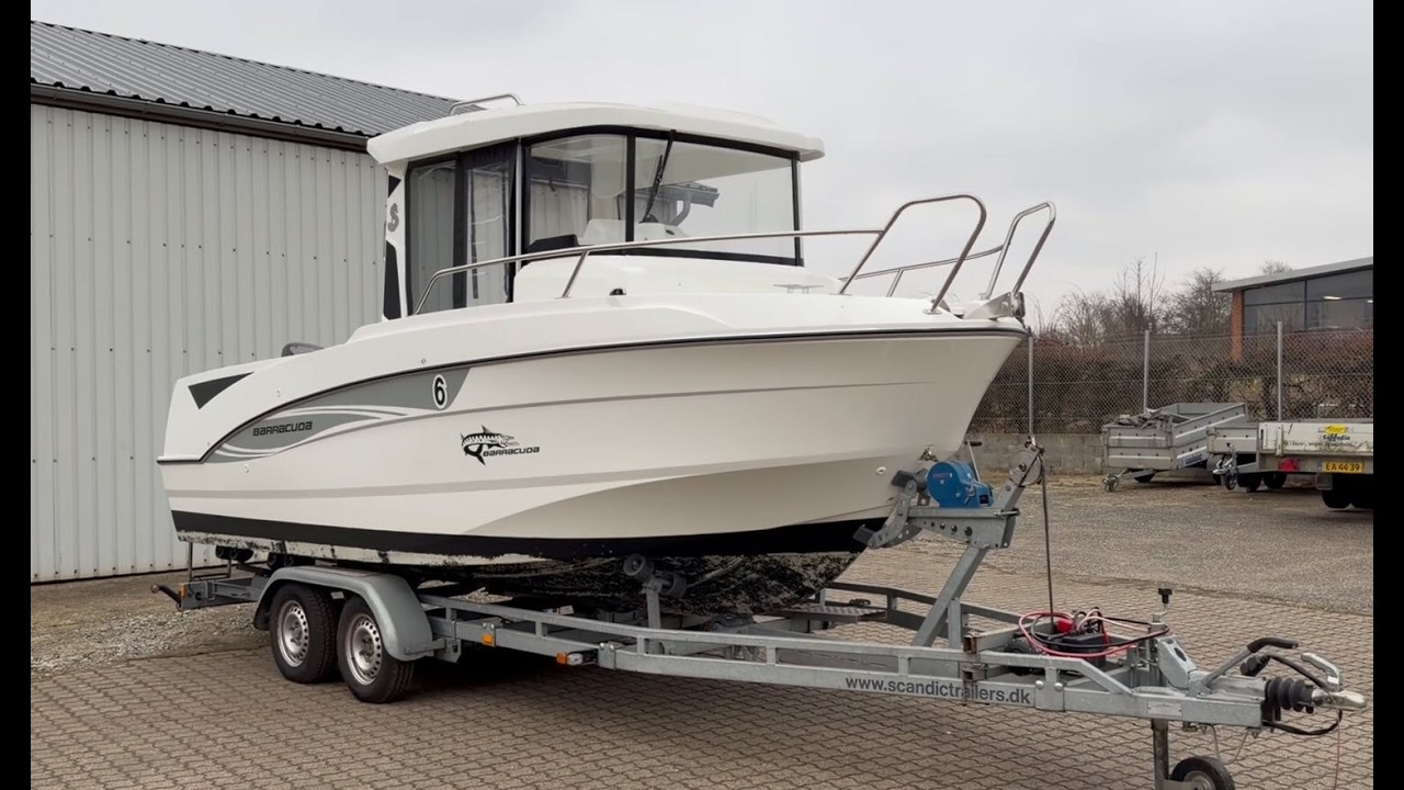 Beneteau Barracuda 6   Outside
