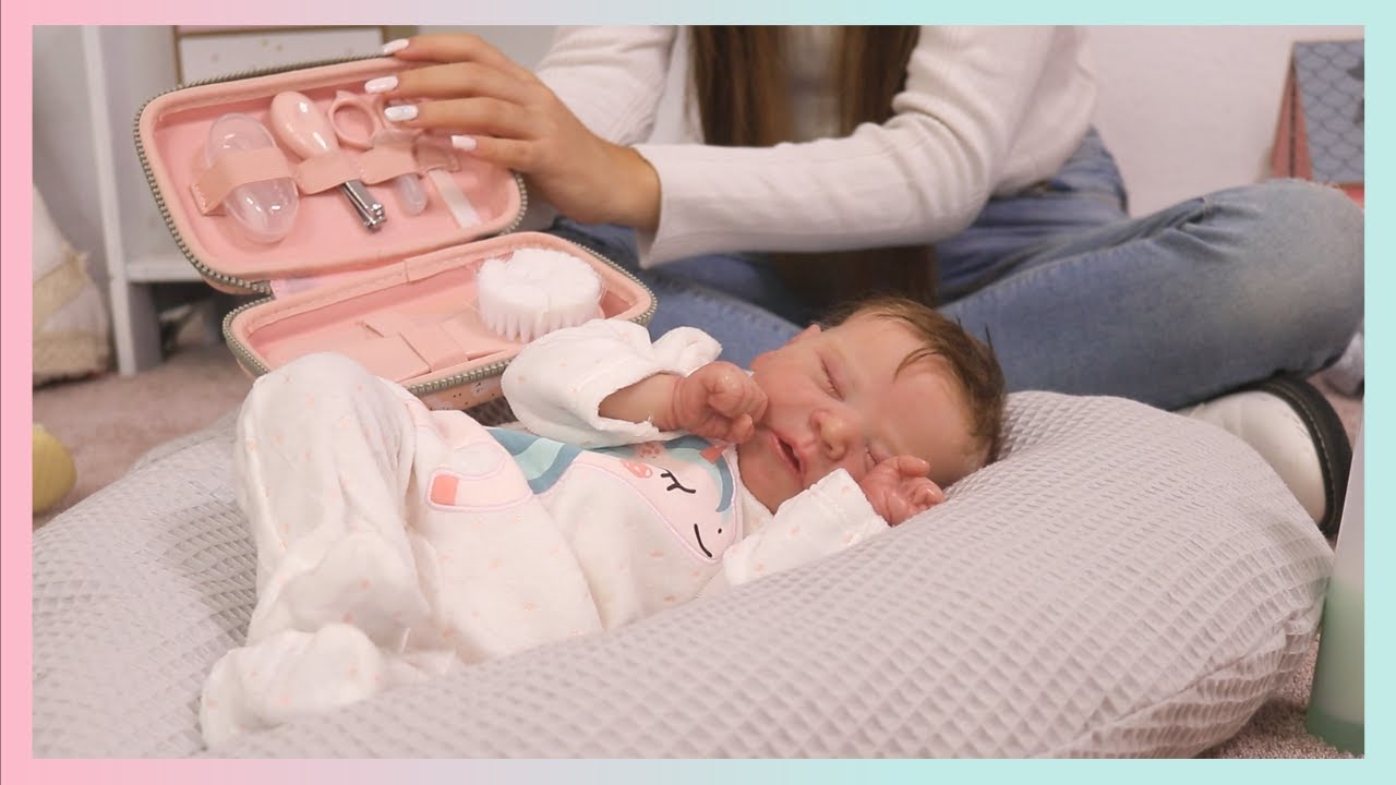 (Día 1) RUTINA de MAÑANA con mi BEBÉ REBORN Caeli
