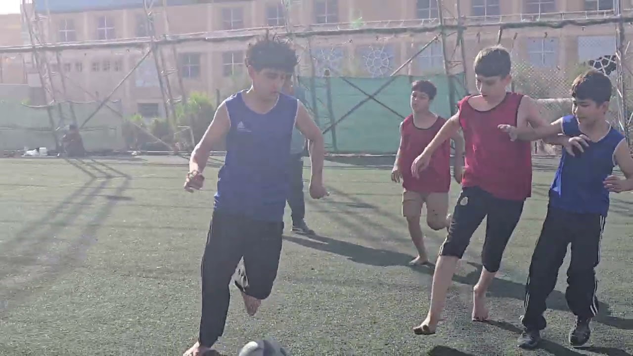 ئەنجامدانی یاری تۆپی پێ لە نێوان یاریزانانی هۆڵەکەمان 9/11/2025⚽