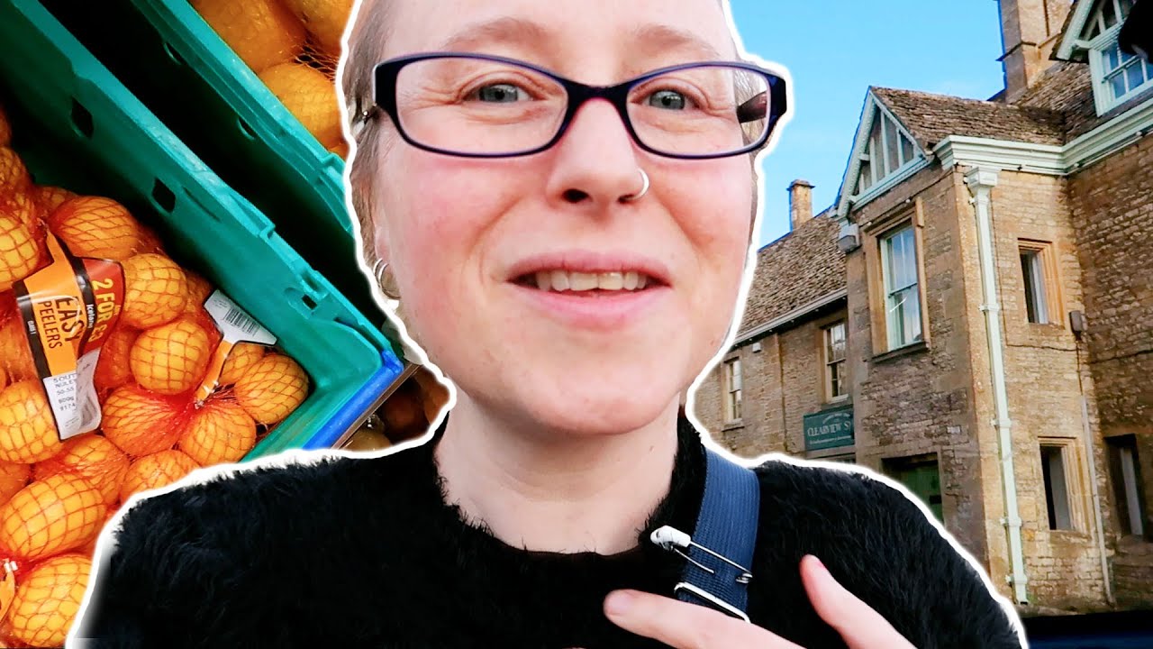 SHOPPING in ICELAND & my 1st GIG after having COVID (again!): DAILY VLOGS UK