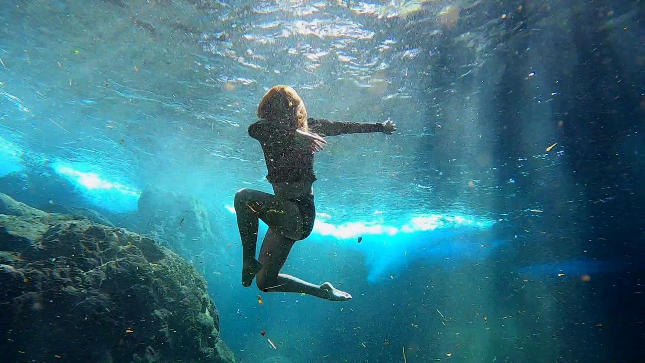 Berce l'eau - Danse.