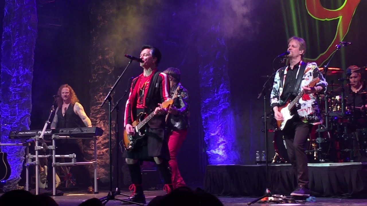 Gowan - All The Lovers In The World (Toronto Danforth 2020)