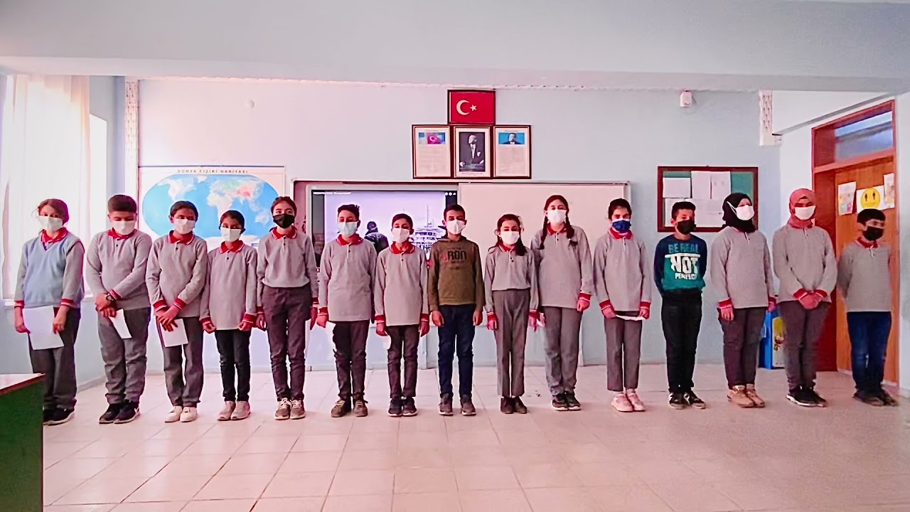 ÖĞRETMENLER GÜNÜ ÇALIŞMASI Ortaokul “Ben Öğretmen Olmak İstiyorum”Şiiri/Biz bu şiiri çok sevdik 🤗😍