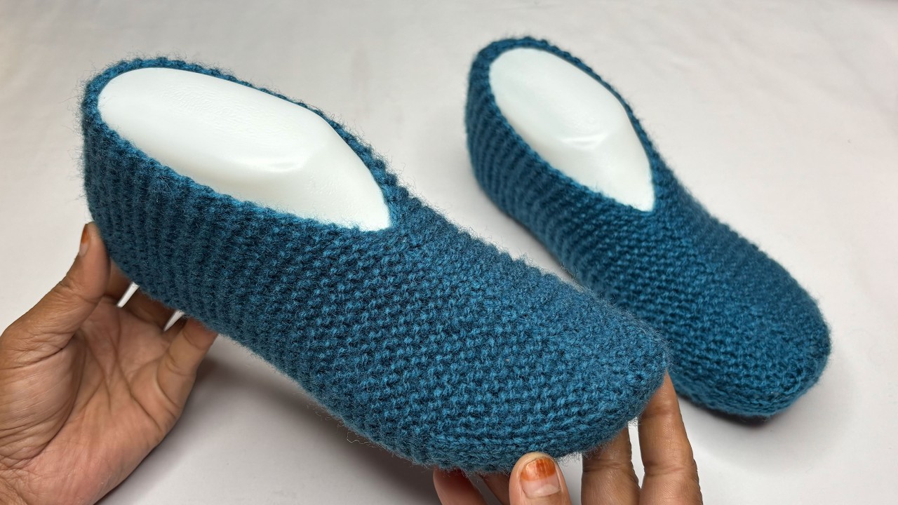 658- Knitting Easy Socks For Ladies & Men | Woolen Socks | Booties | Slippers