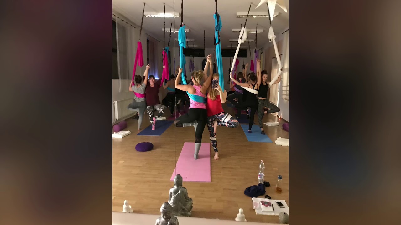 Páros aerial yoga partner aeriel yoga