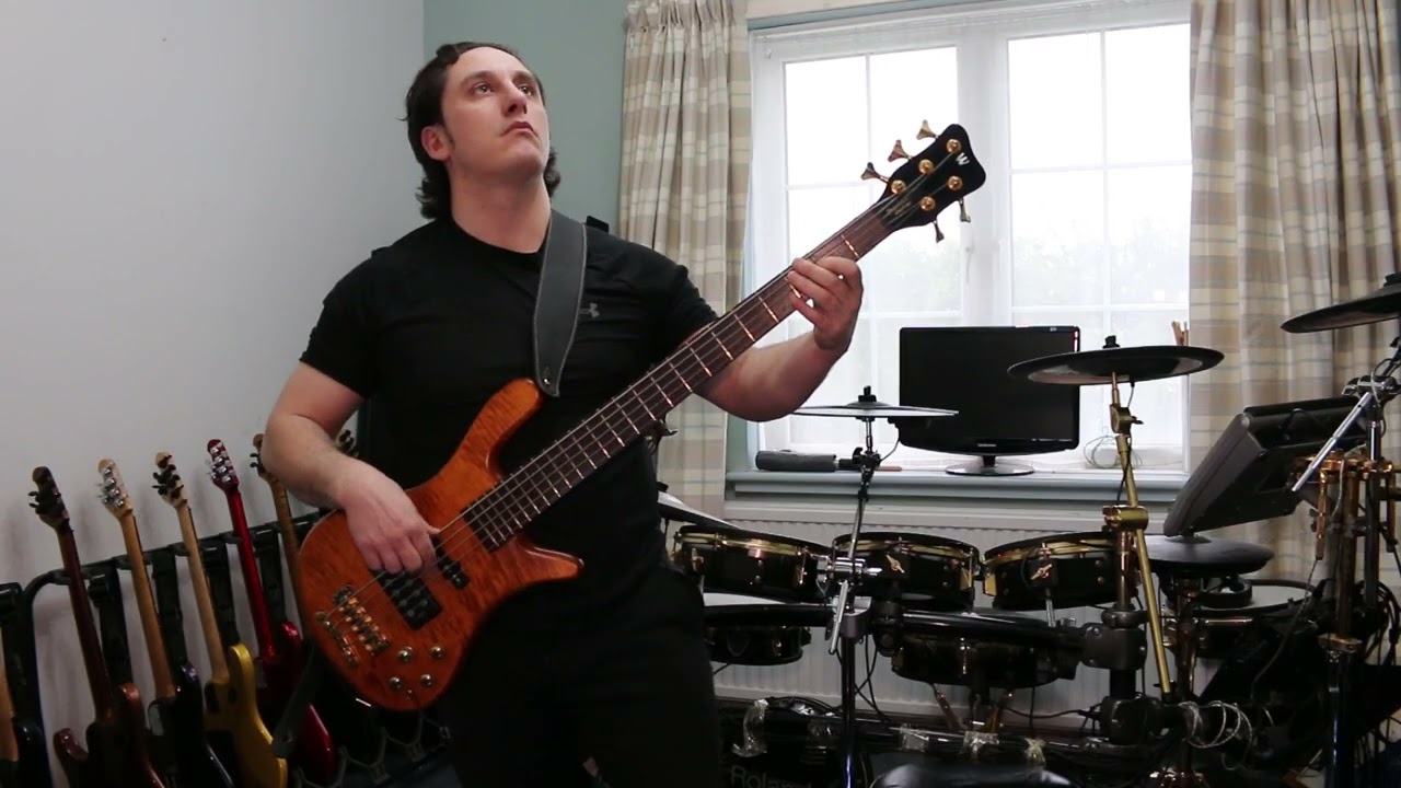 Cosmic Girl - Jamiroquai - Bass Cover