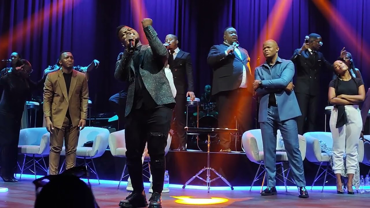 Ayanda Ntanzi - Moy' Ongcwele Siyakudinga (Reprise)