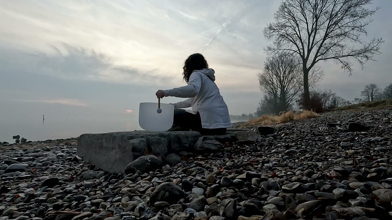 Trust Your Intuition | 432 Hz Crystal Singing Bowl Sound Bath | 1 Hour Calming Meditation in Nature