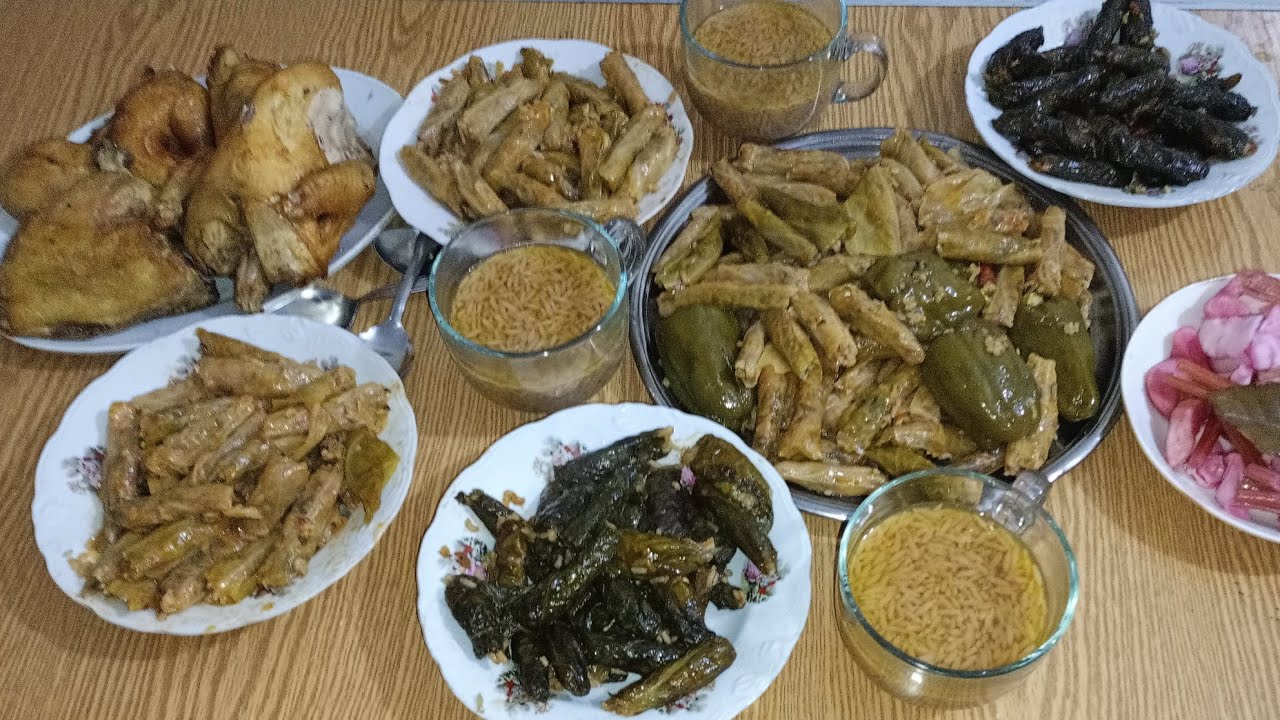 طريقه عمل ورق الخس مع الكرنب ولسان العصفور والفراخ اكله الشتاء الجميله