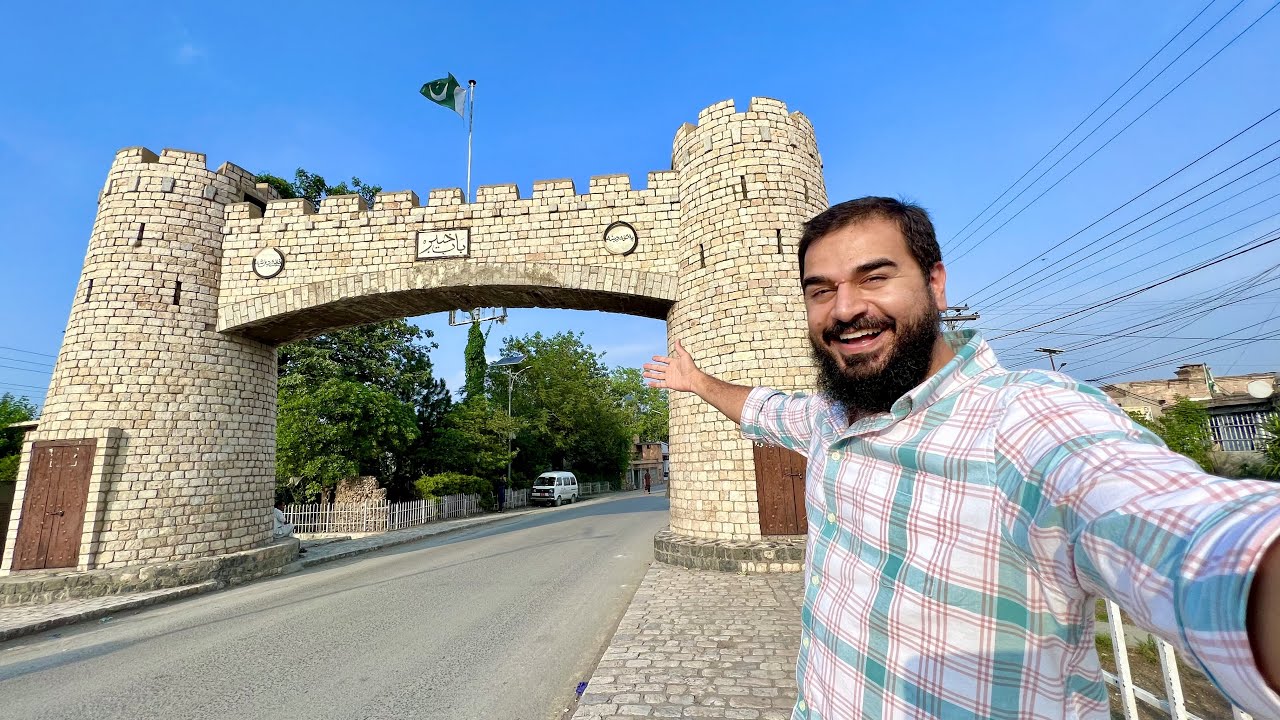 Peshawer pohanch gae hum 😊 | Day 8 | Mustafa Hanif BTS | daily vlogs