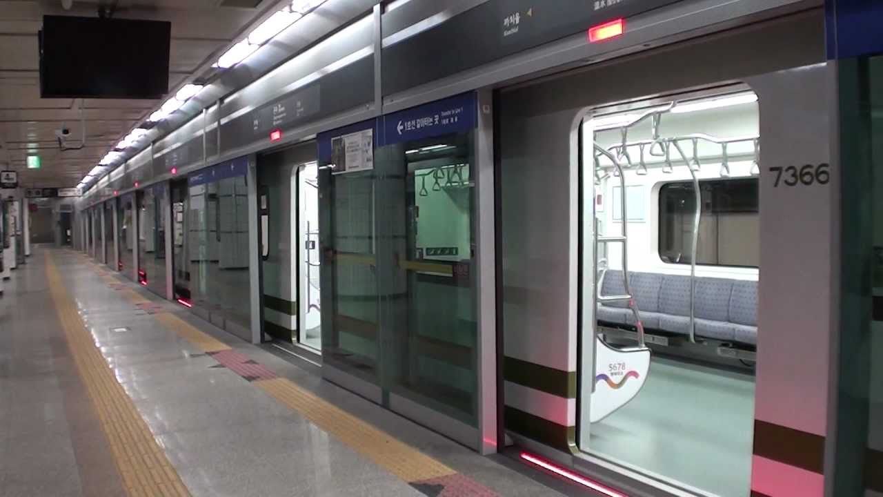 ソウル地下鉄7号線 SR000系（SRシリーズ）　温水駅発車