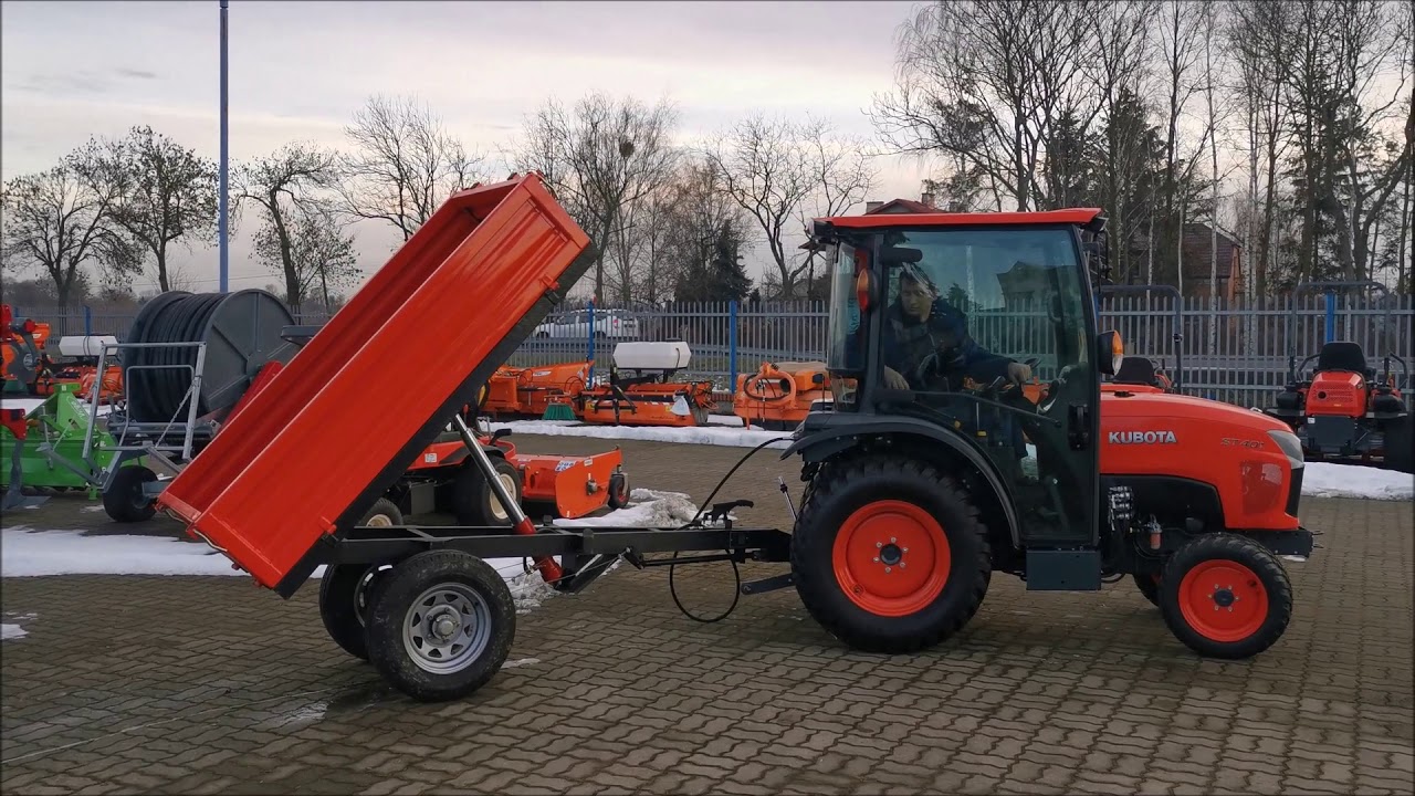 Kubota ST401 z przyczepką