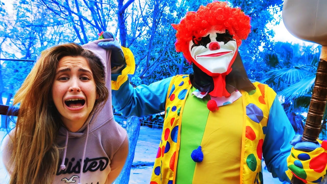 EL PAYASO HA ATRAPADO A @Lauritam18