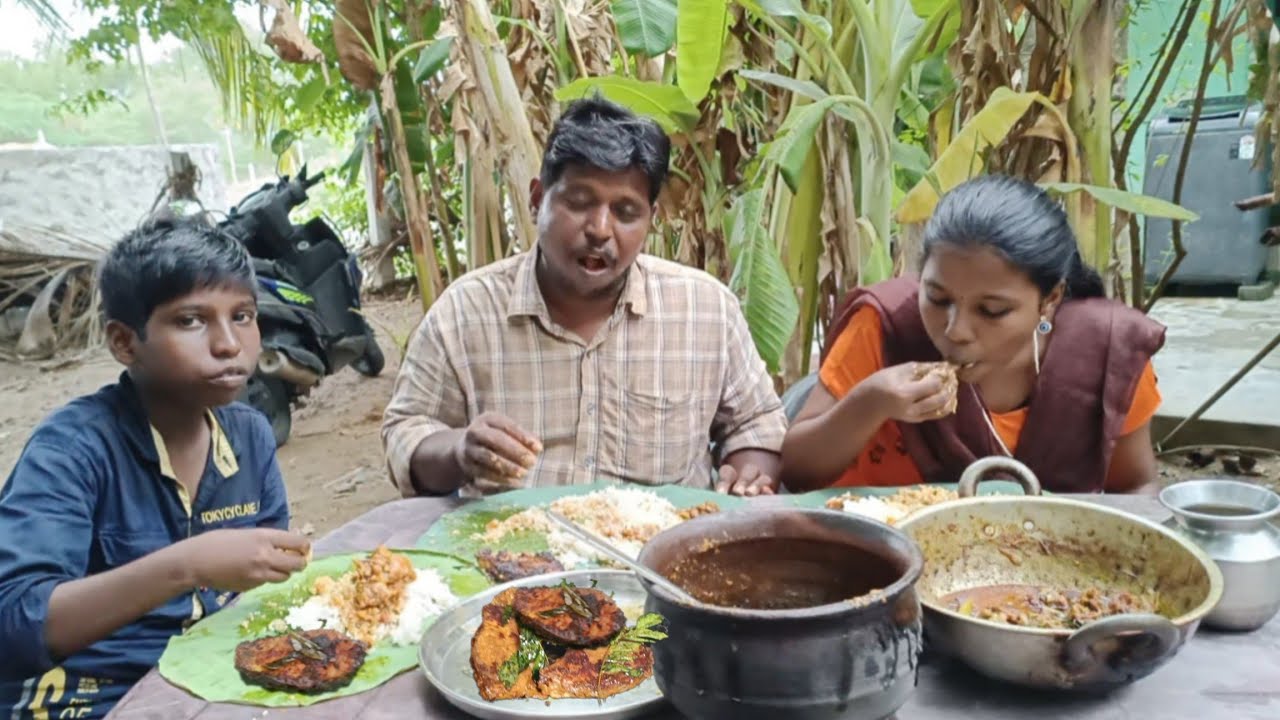 ஊட்டில உயிர் போன நாக்குக்கு 👅 வீட்டுக்கு வந்ததும் நாட்டுக்கோழி, மீன் குழம்பு, மீன் வருவலுங்க 😋