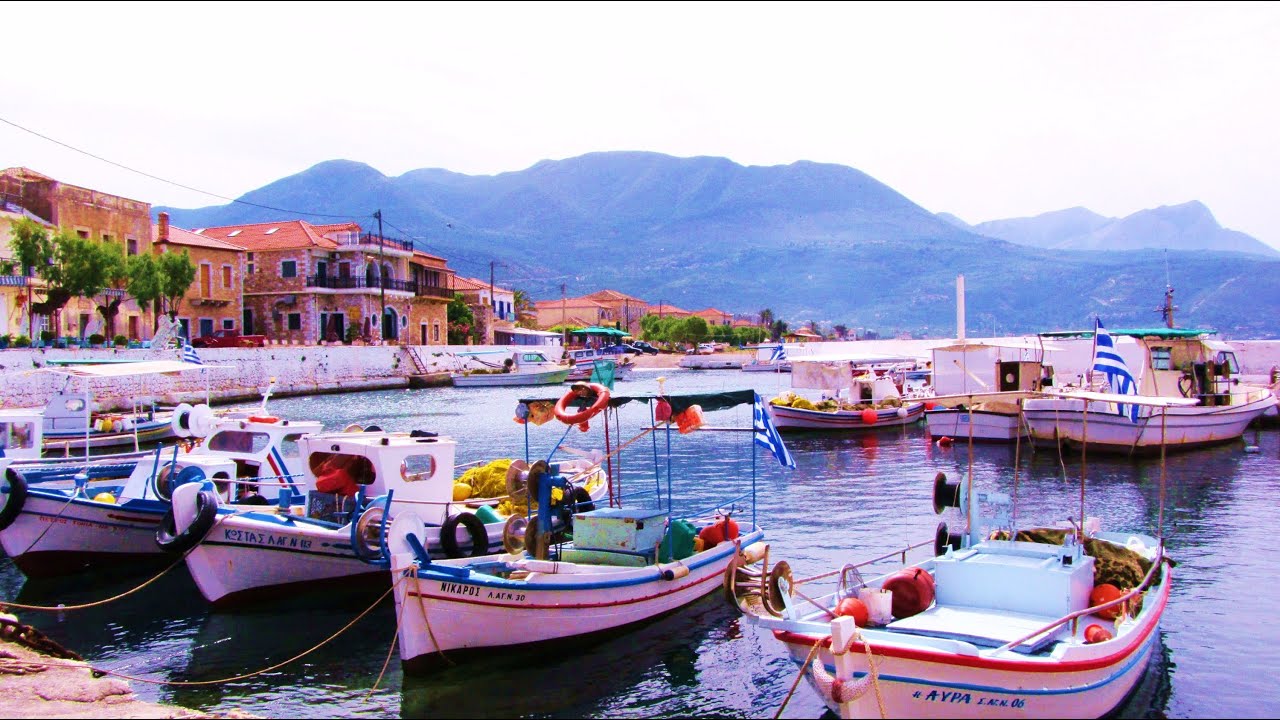 Agios Nikolaos' harbor in Messinian Mani 2. Το λιμάνι του Αγίου Νικολάου 2.