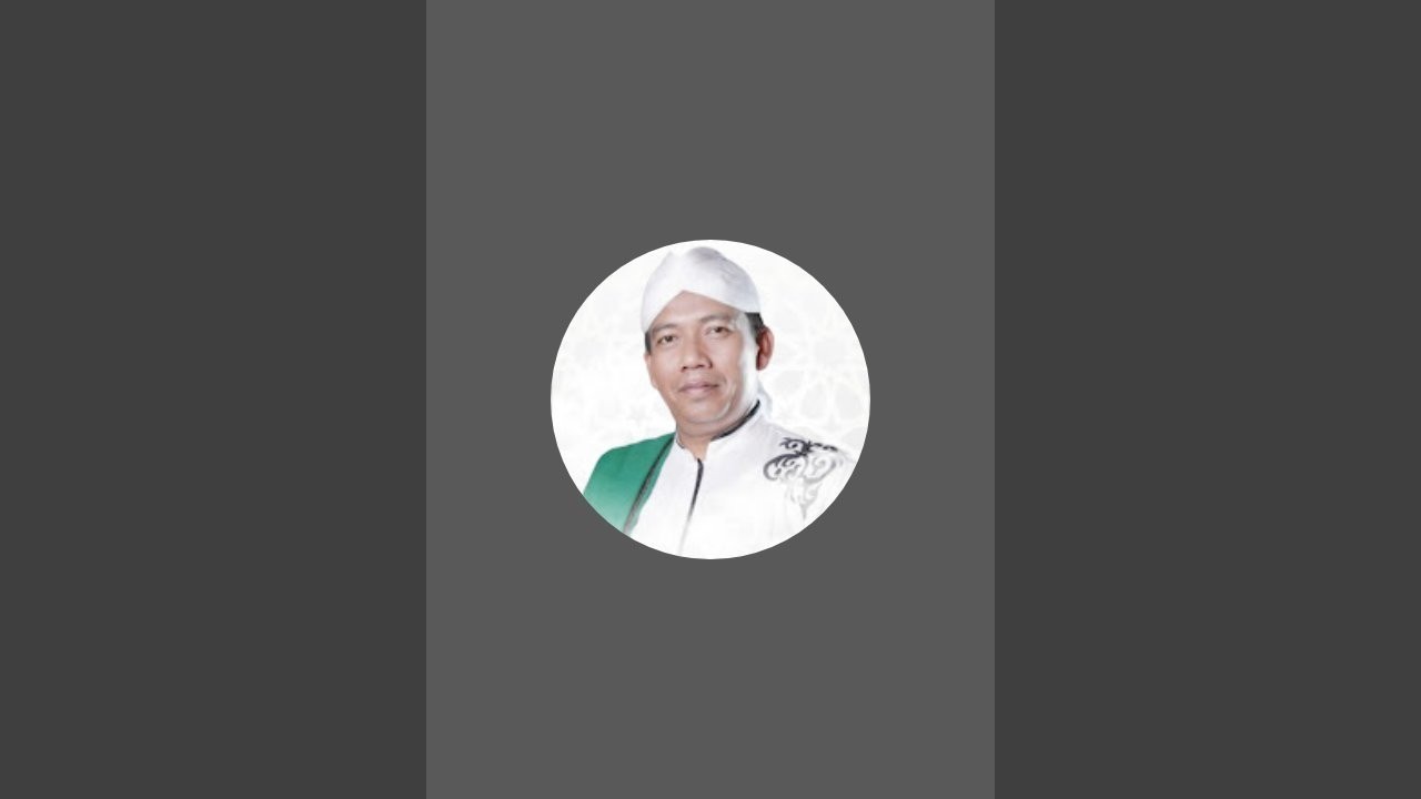 Suruhan Lor kec.Bandung bersama Ust. Soim Alkassi (Ustadz Cinta) sedang live sekarang!
